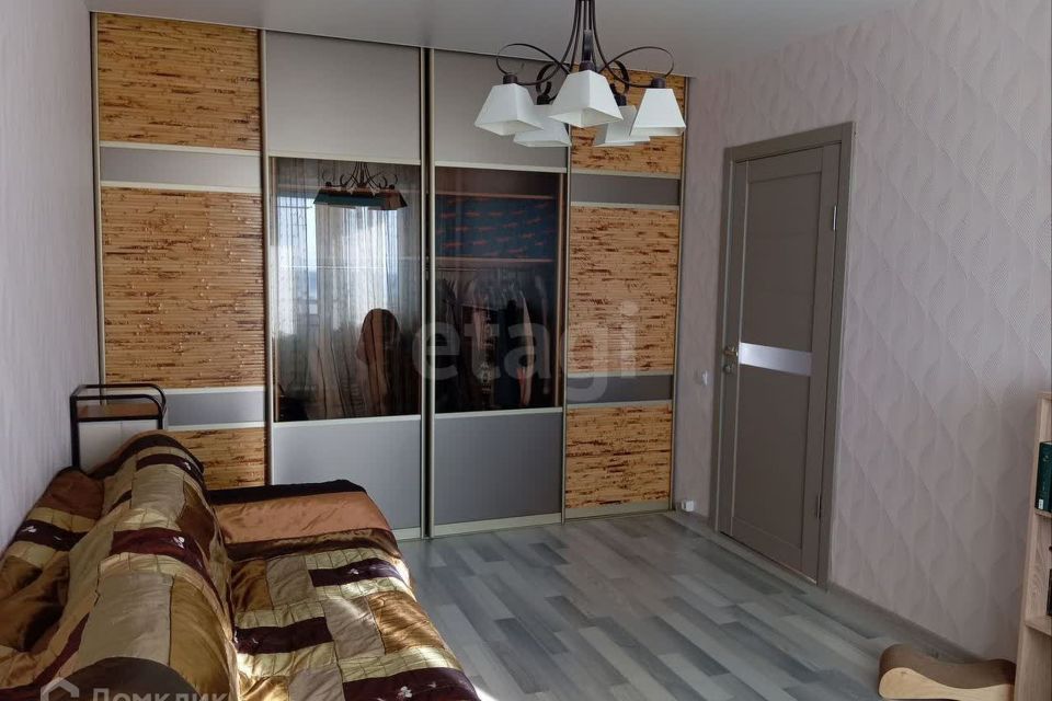 Продаётся 1-комнатная квартира, 37 м²