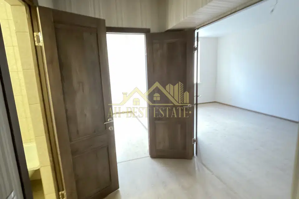 Продаётся 1-комнатная квартира, 46 м²
