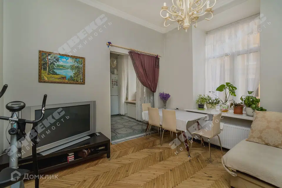 Продаётся 3-комнатная квартира, 87 м²