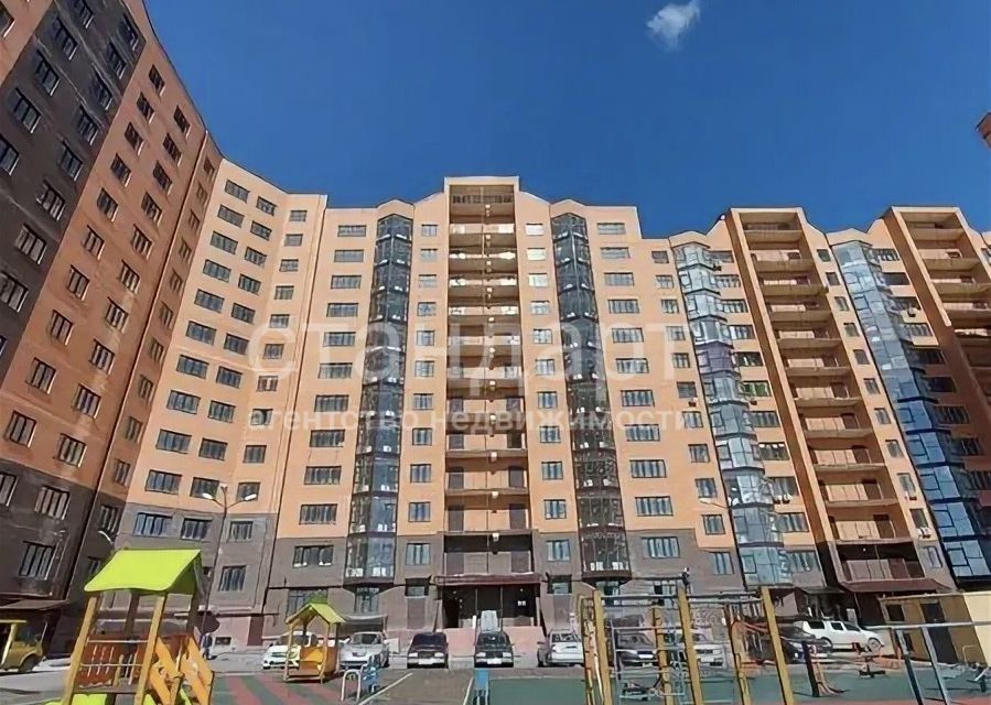 Продаётся 1-комнатная квартира, 70 м²