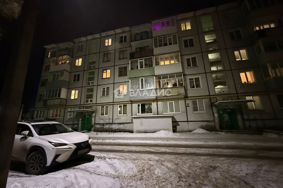Продаётся 3-комнатная квартира, 48.9 м²