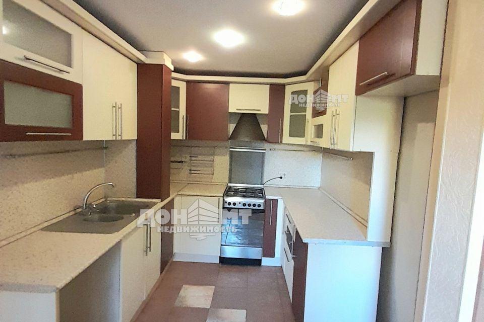 Продаётся 4-комнатная квартира, 82 м²