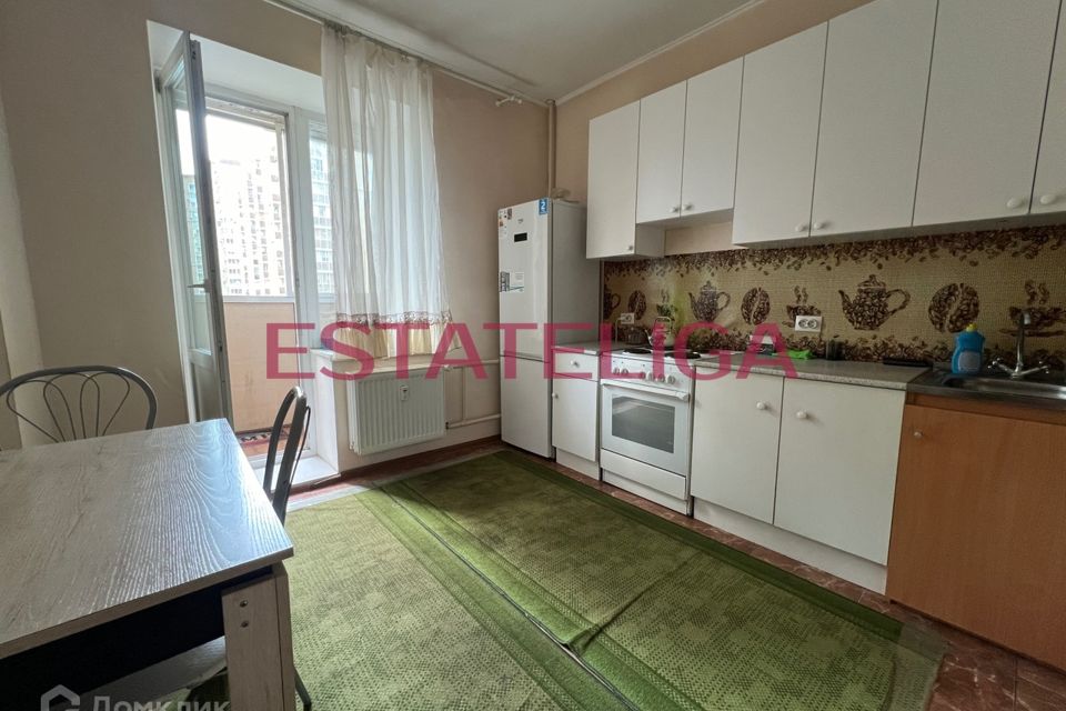 Продаётся 1-комнатная квартира, 37.5 м²