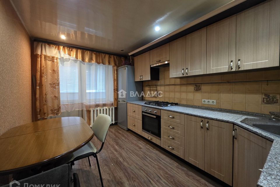 Продаётся 1-комнатная квартира, 37.3 м²