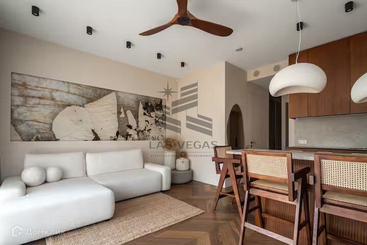 Сдаётся 2-комнатная квартира, 60 м²