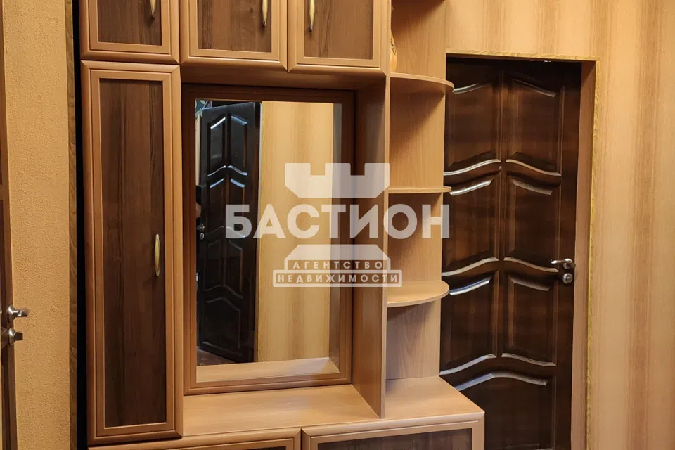 Продаётся 4-комнатная квартира, 99 м²
