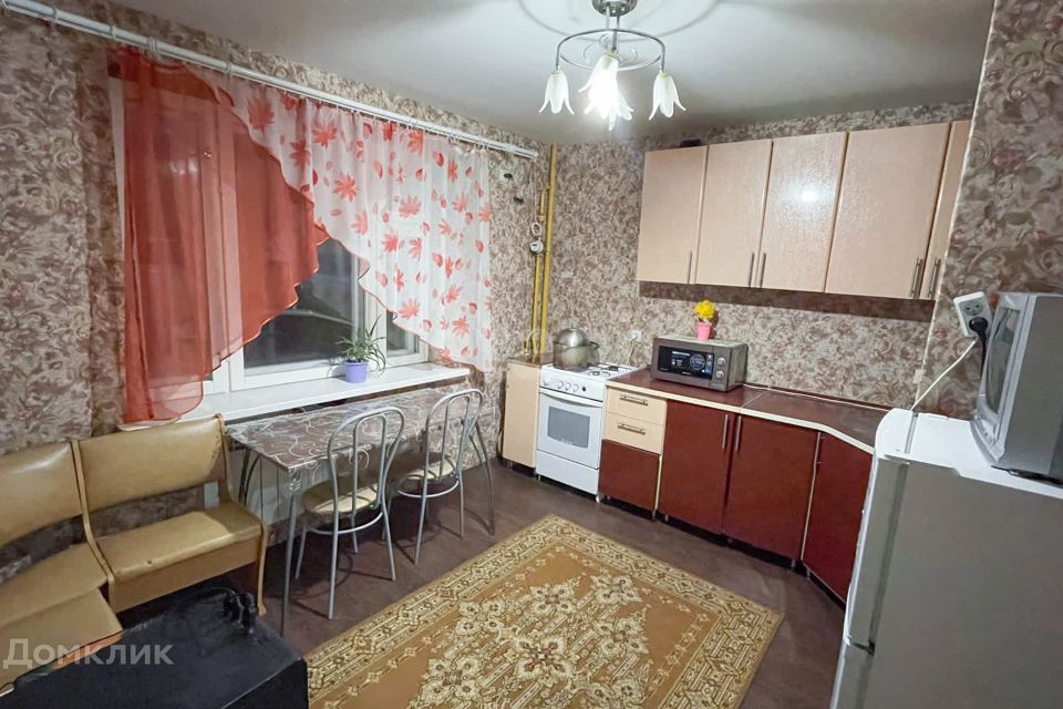 Продаётся 1-комнатная квартира, 46 м²