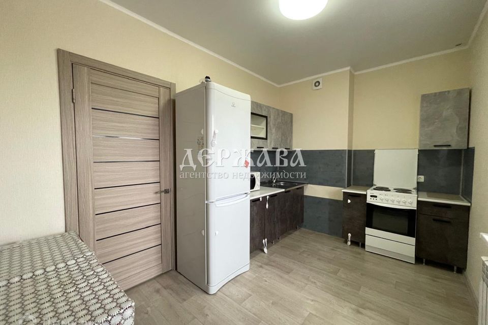 Продаётся 1-комнатная квартира, 37 м²