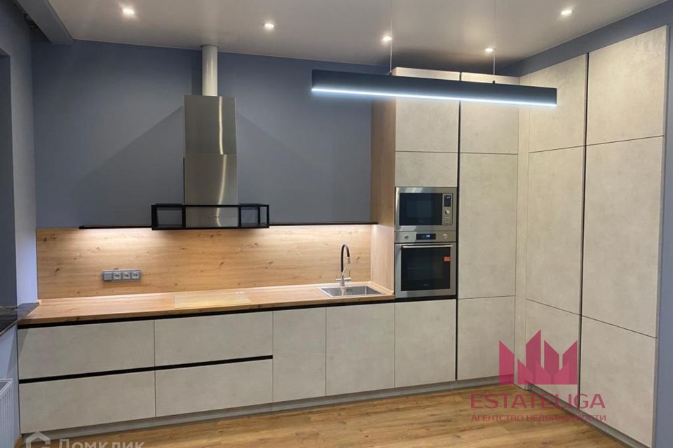 Продаётся 2-комнатная квартира, 71 м²