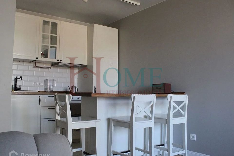 Сдаётся 1-комнатная квартира, 40 м²