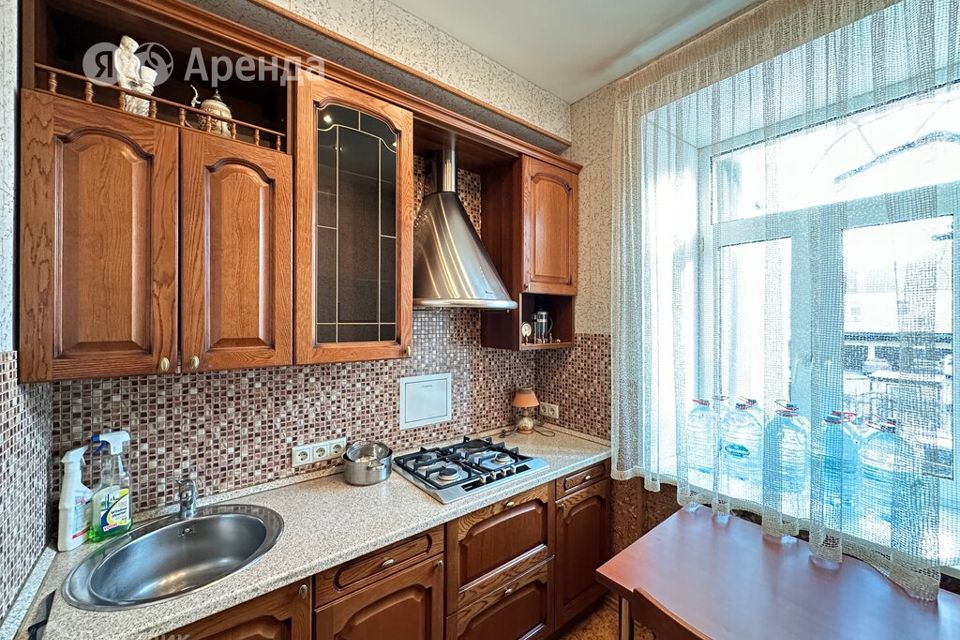 Сдаётся 2-комнатная квартира, 56 м²