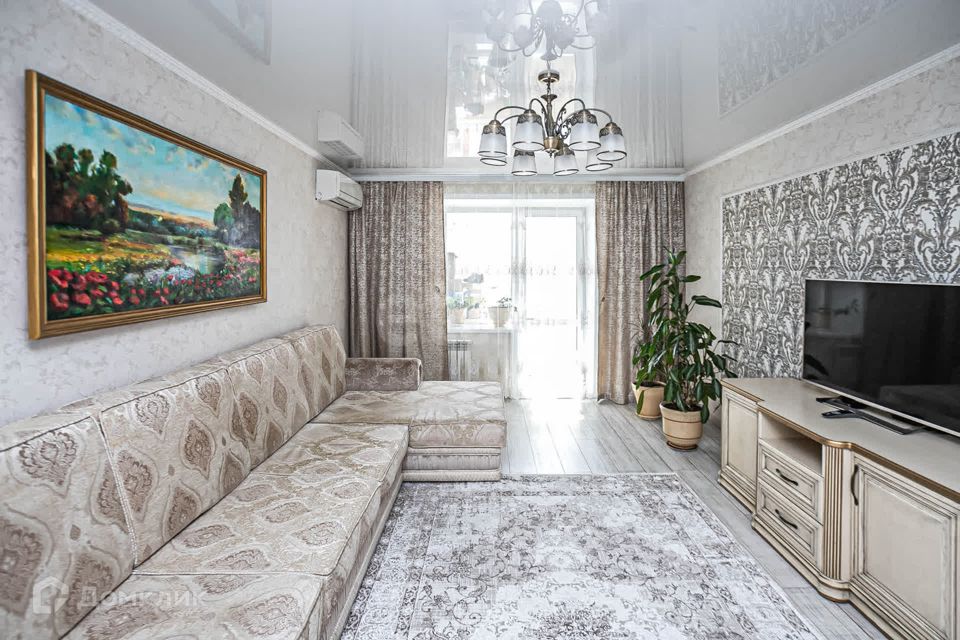 Продаётся 3-комнатная квартира, 105.4 м²