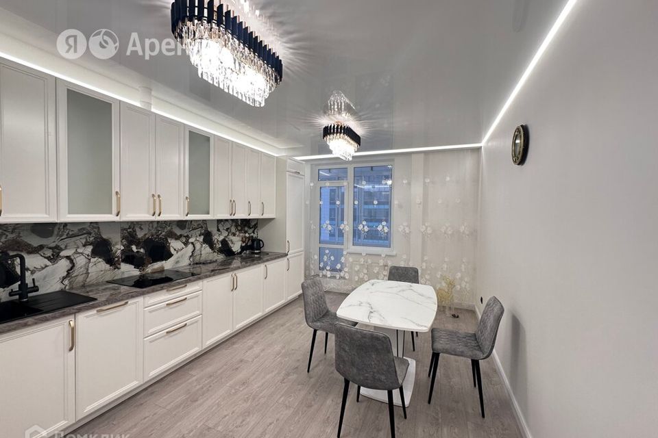 Сдаётся 3-комнатная квартира, 96 м²