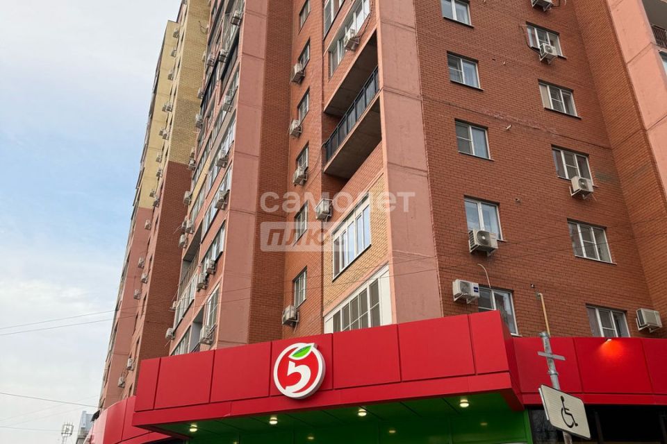 Продаётся 2-комнатная квартира, 65.5 м²