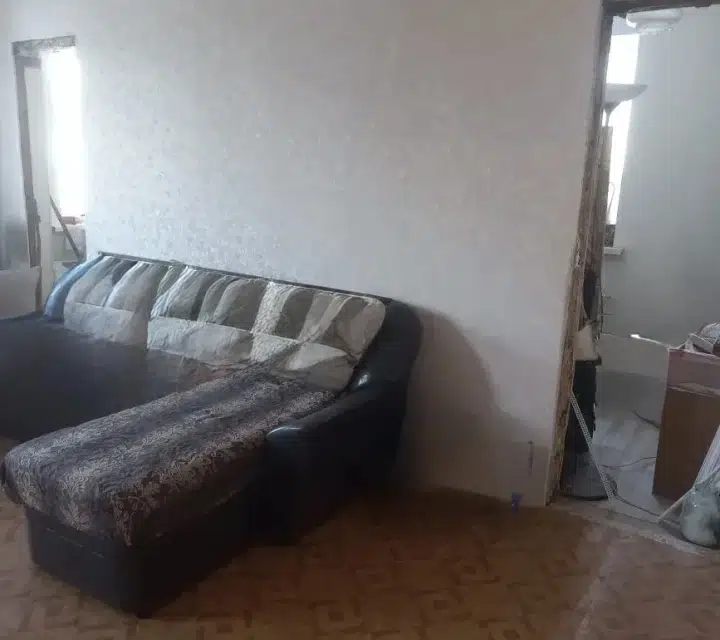 Продаётся 3-комнатная квартира, 40.1 м²