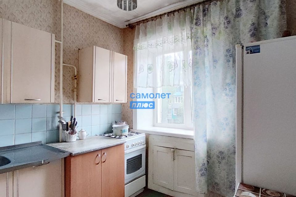 Продаётся 3-комнатная квартира, 40.5 м²