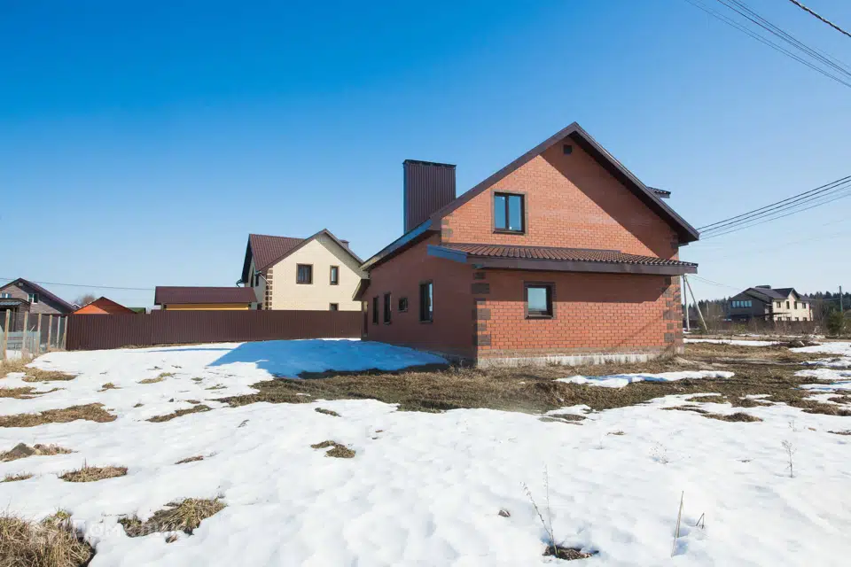 Продаётся таунхаус, 2-эт., 110 м²