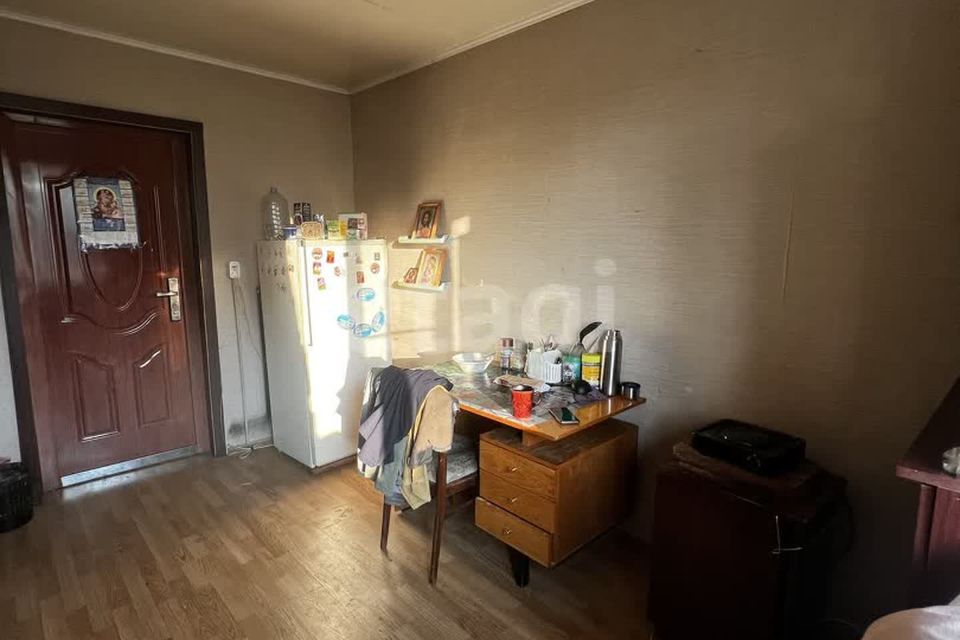 Продаётся комната в 9-комн. квартире, 13 м²