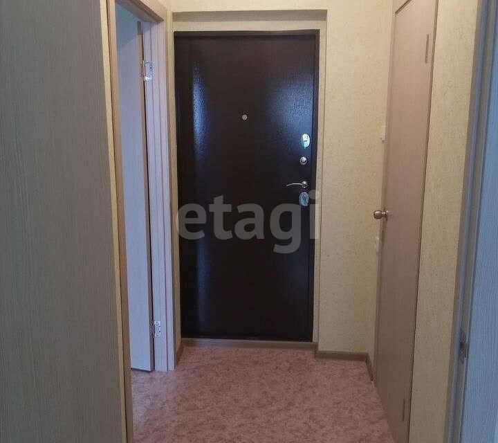 Продаётся 1-комнатная квартира, 37.6 м²