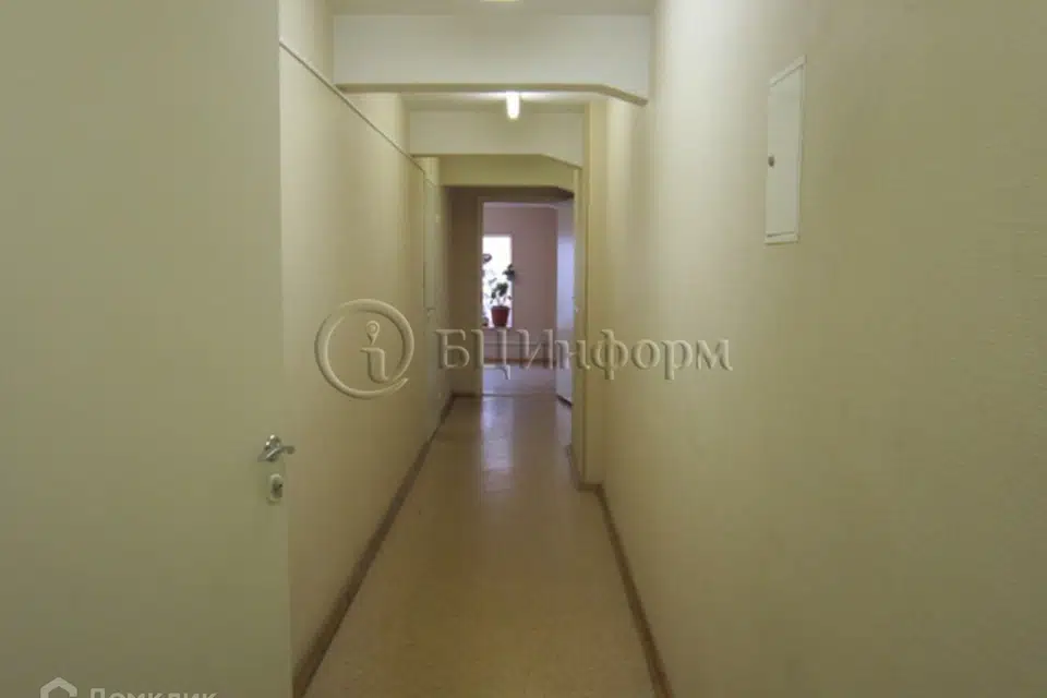 Сдаётся помещение своб. назначения, 273.7 м²