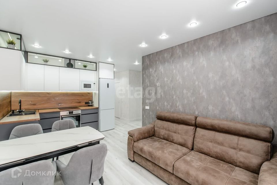 Продаётся 3-комнатная квартира, 74.1 м²