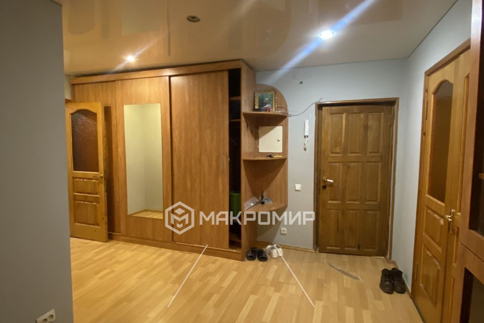 Сдаётся 2-комнатная квартира, 72 м²