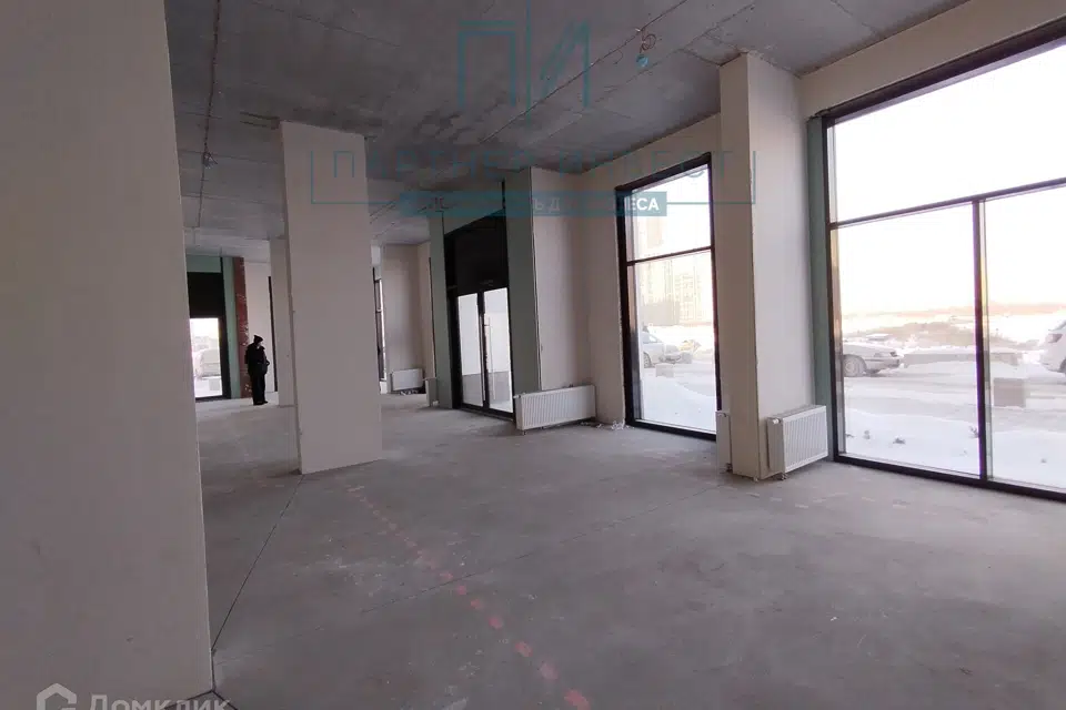 Сдаётся торговое помещение, 75 м²