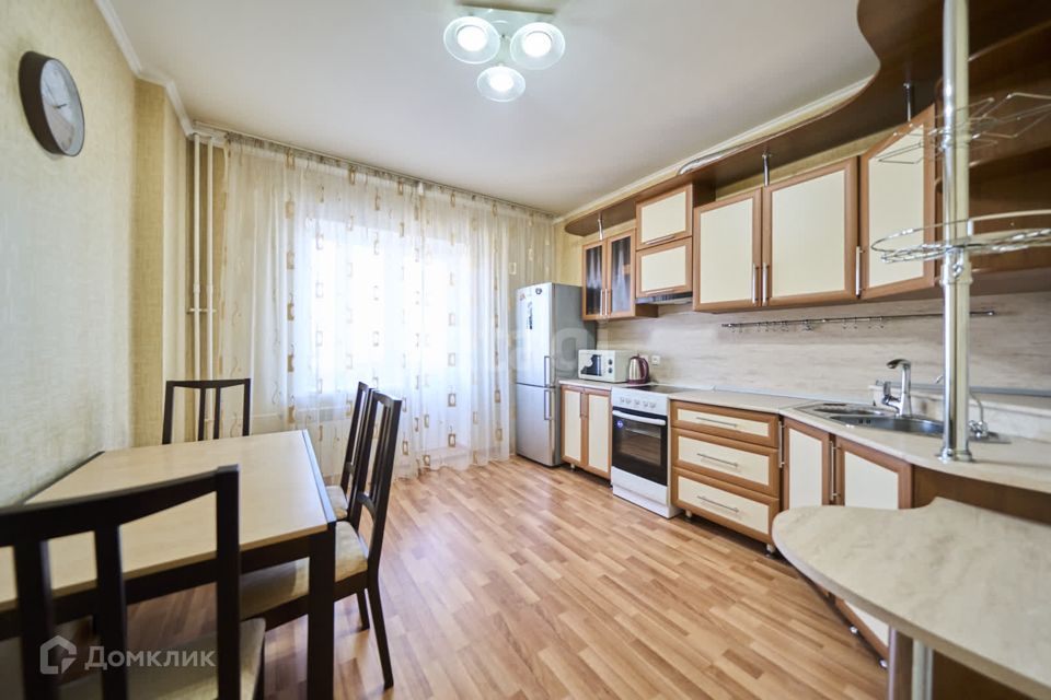 Продаётся 2-комнатная квартира, 68.9 м²