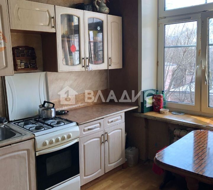 Продаётся 4-комнатная квартира, 75.5 м²