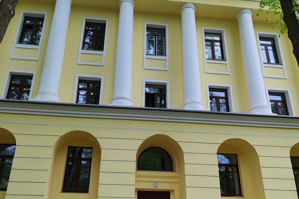 Продаётся 1-комнатная квартира, 41.7 м²