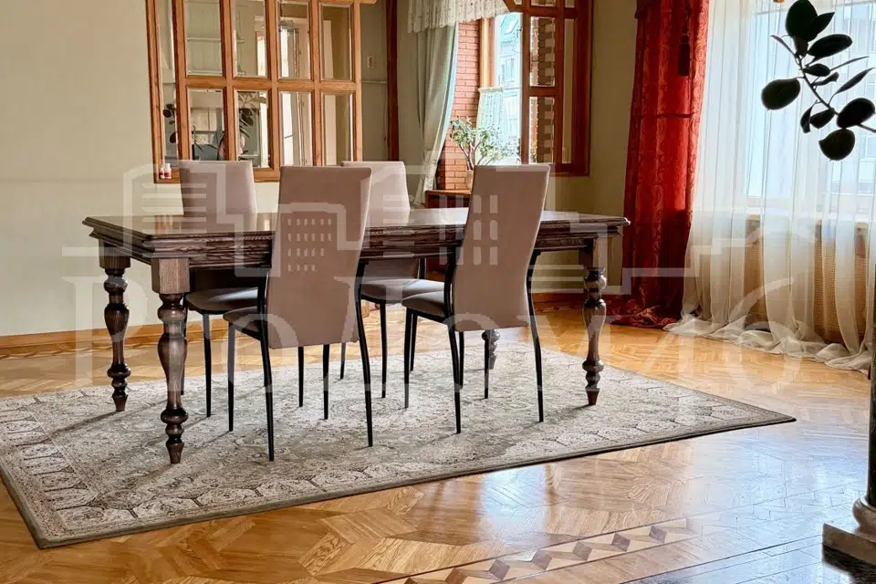 Сдаётся 5-комнатная квартира, 164 м²
