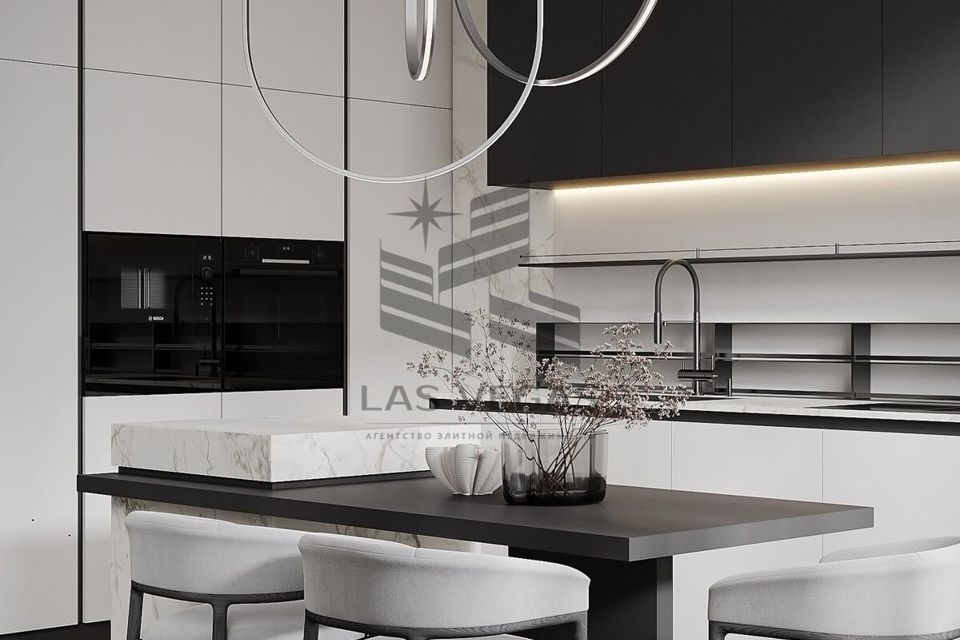 Сдаётся 3-комнатная квартира, 139 м²