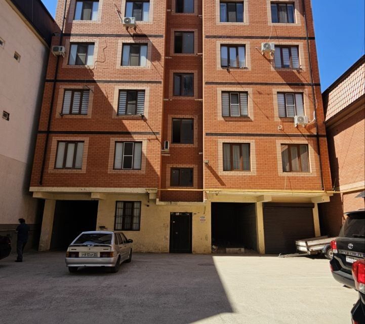Продаётся 1-комнатная квартира, 50 м²