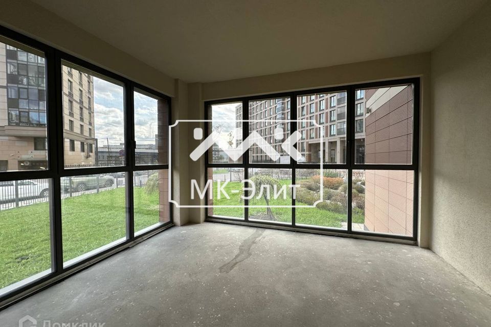 Продаётся 3-комнатная квартира, 145 м²