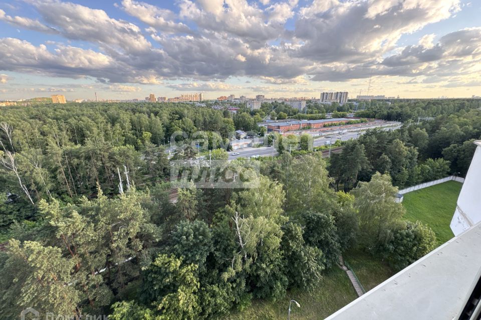 Продаётся 1-комнатная квартира, 37.7 м²