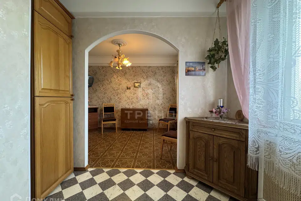 Продаётся 3-комнатная квартира, 57 м²