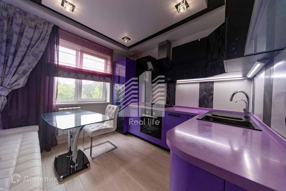 Продаётся 2-комнатная квартира, 53 м²