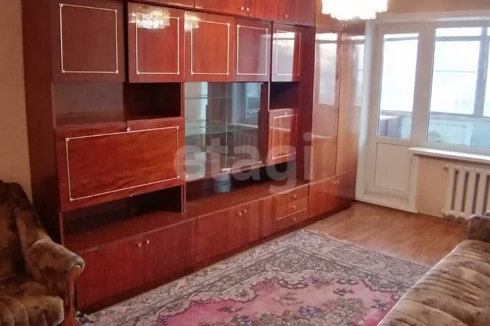 Продаётся 2-комнатная квартира, 43.8 м²