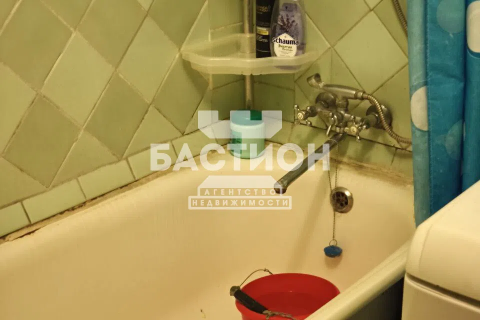 Продаётся 3-комнатная квартира, 59.8 м²