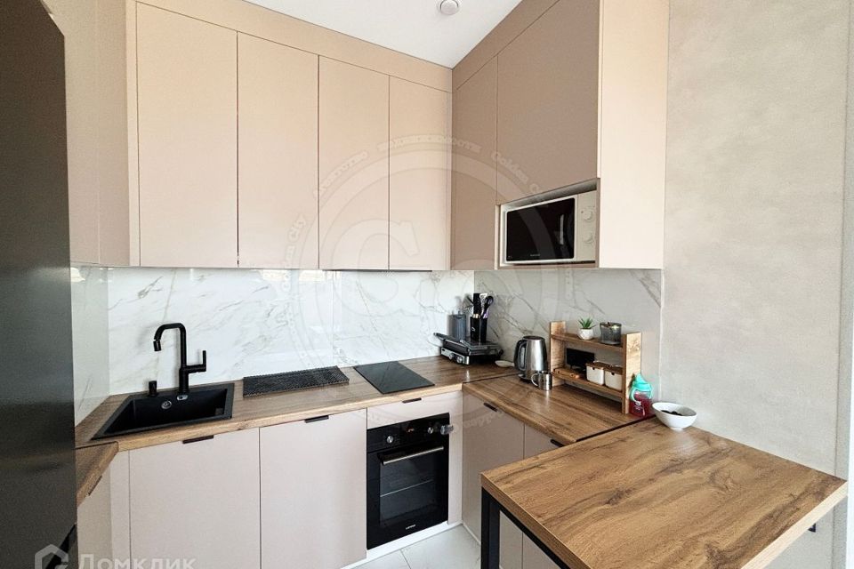 Продаётся 1-комнатная квартира, 43.9 м²