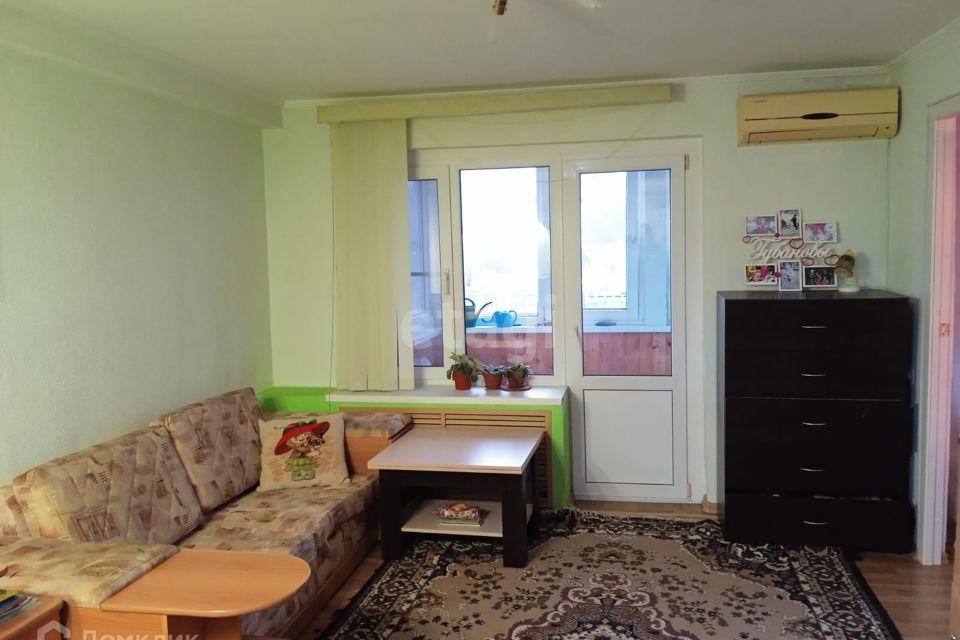 Продаётся 3-комнатная квартира, 59.7 м²