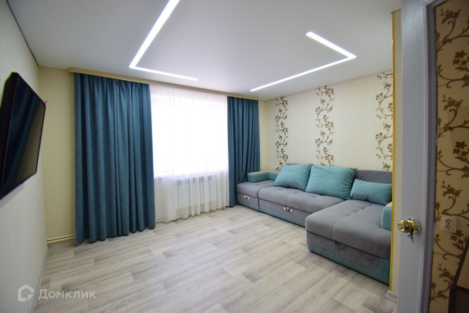 Продаётся 2-комнатная квартира, 56.6 м²