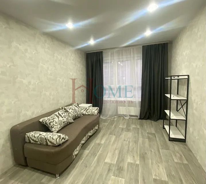 Сдаётся 1-комнатная квартира, 38 м²