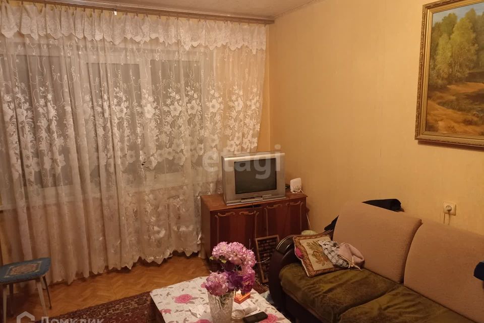 Энгельс квартиры. Авито энгельс недвижимость 1 комнатные квартиры. Авито энгельс недвижимость. Тельмана 144 энгельс. Авито энгельс недвижимость квартиры.