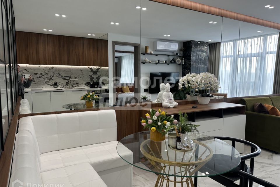 Сдаётся 2-комнатная квартира, 55 м²
