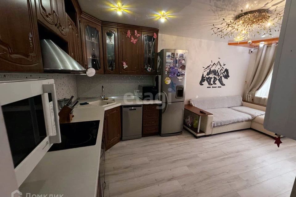 Продаётся 2-комнатная квартира, 55 м²