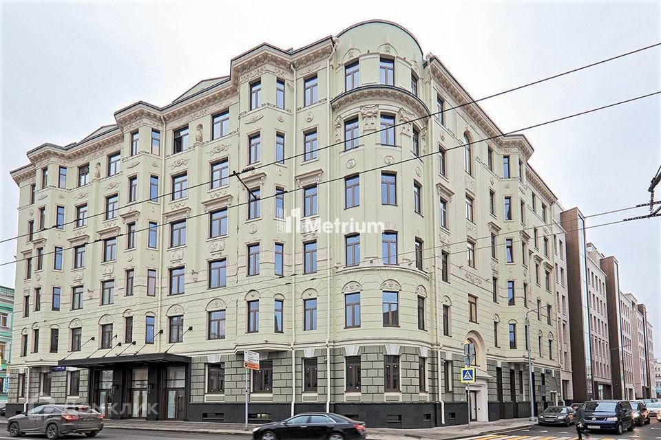 Продаётся 3-комнатная квартира, 118.9 м²