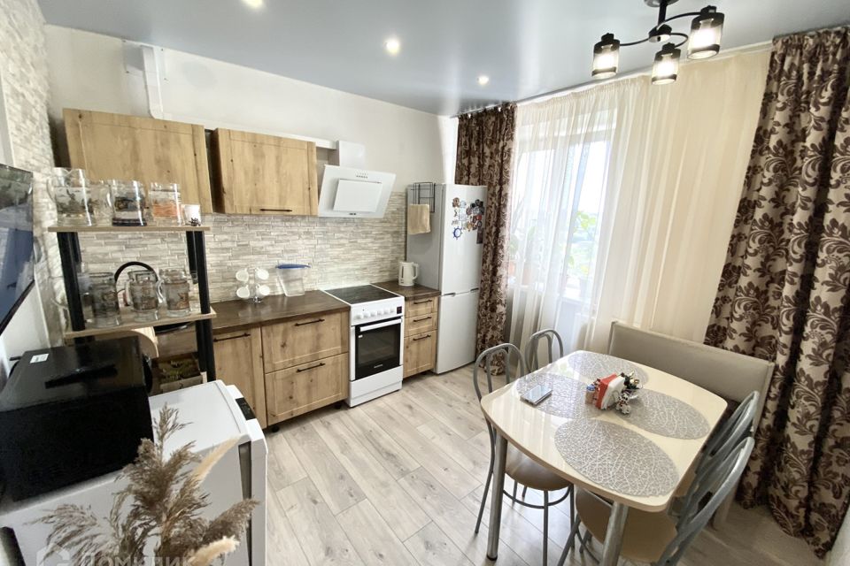Продаётся 3-комнатная квартира, 60 м²