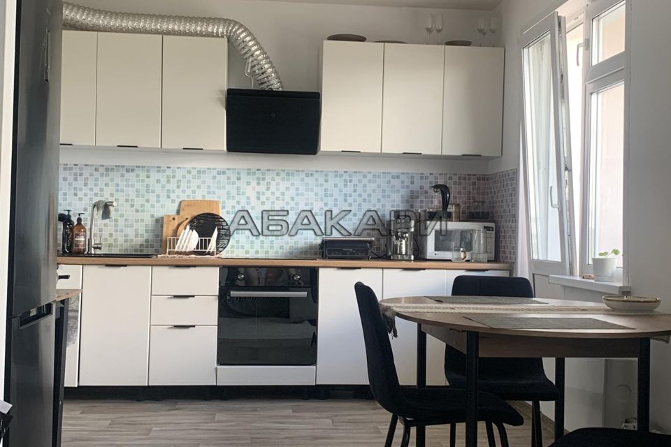 Сдаётся 2-комнатная квартира, 62 м²
