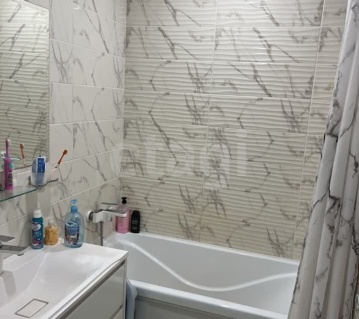 Продаётся 3-комнатная квартира, 61.2 м²
